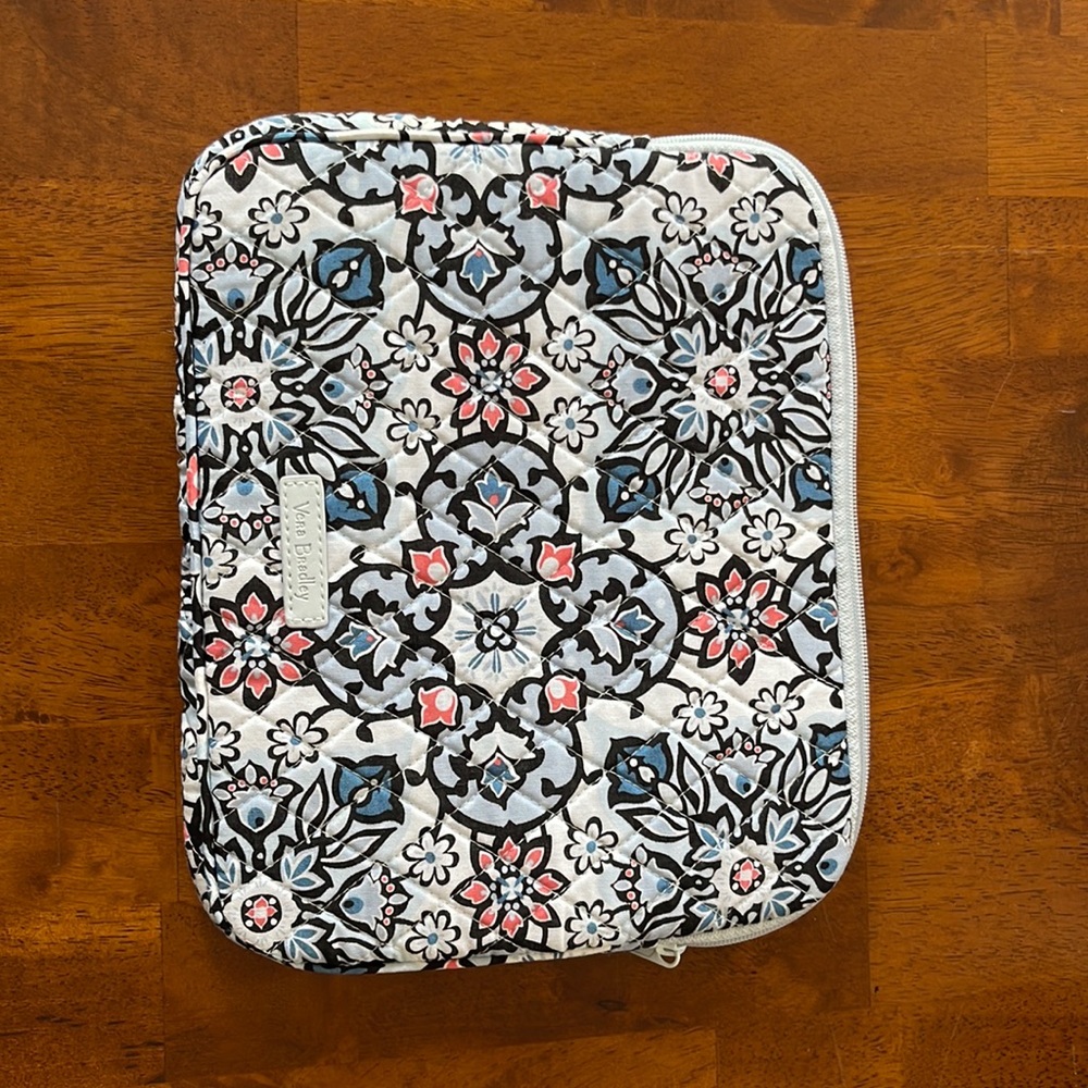 NWOT Vera Bradley Tablet Sleeve